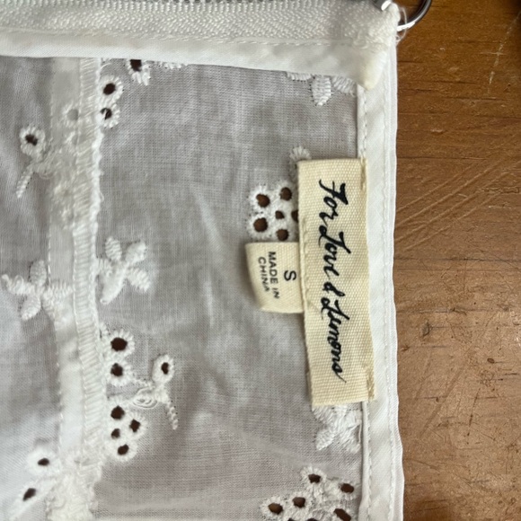 Eyelet white summer top - Picture 4 of 5